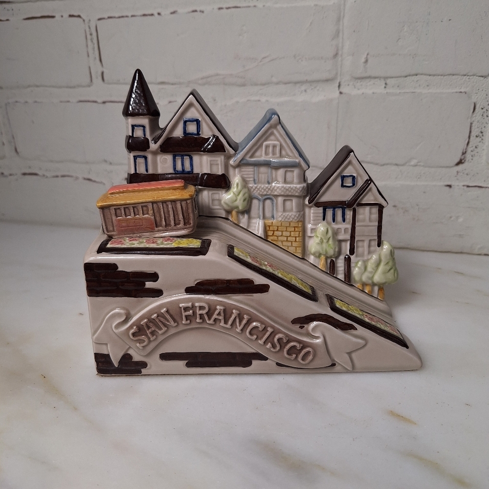 Vintage San Francisco Streets Music Box Trolley Car Ceramic 1980 Westland